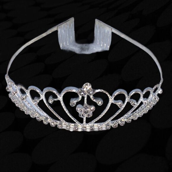 New! Tiara! Perfect for all your events!! - Picture 4 of 6